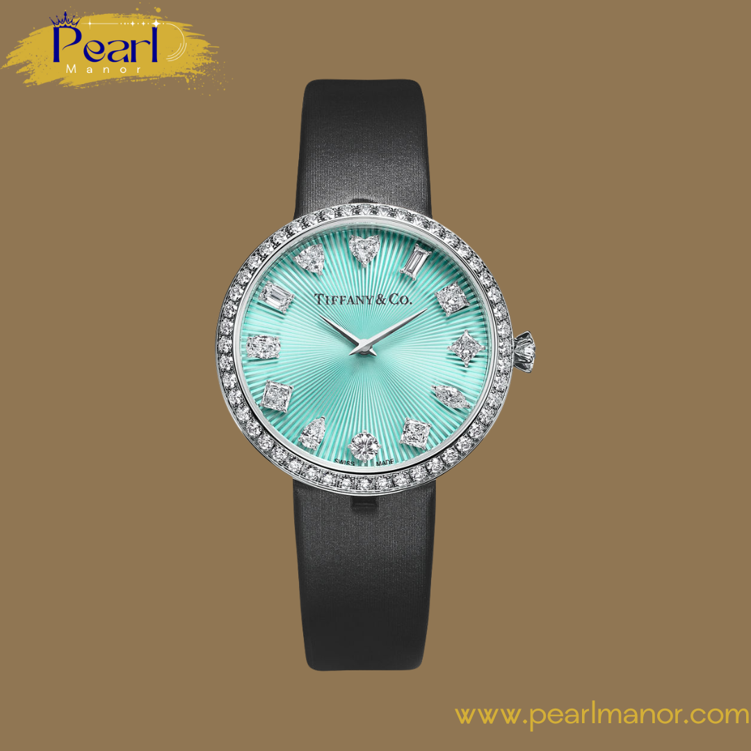 32 mm Round Watch in White Gold with Diamonds